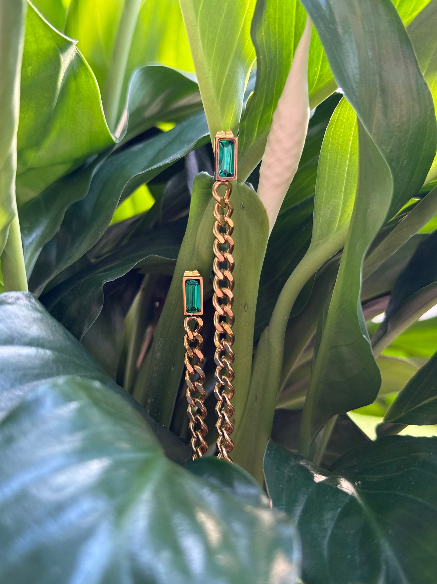 Kōura Kākāriki Gold Earrings - Tahana Jewellery
