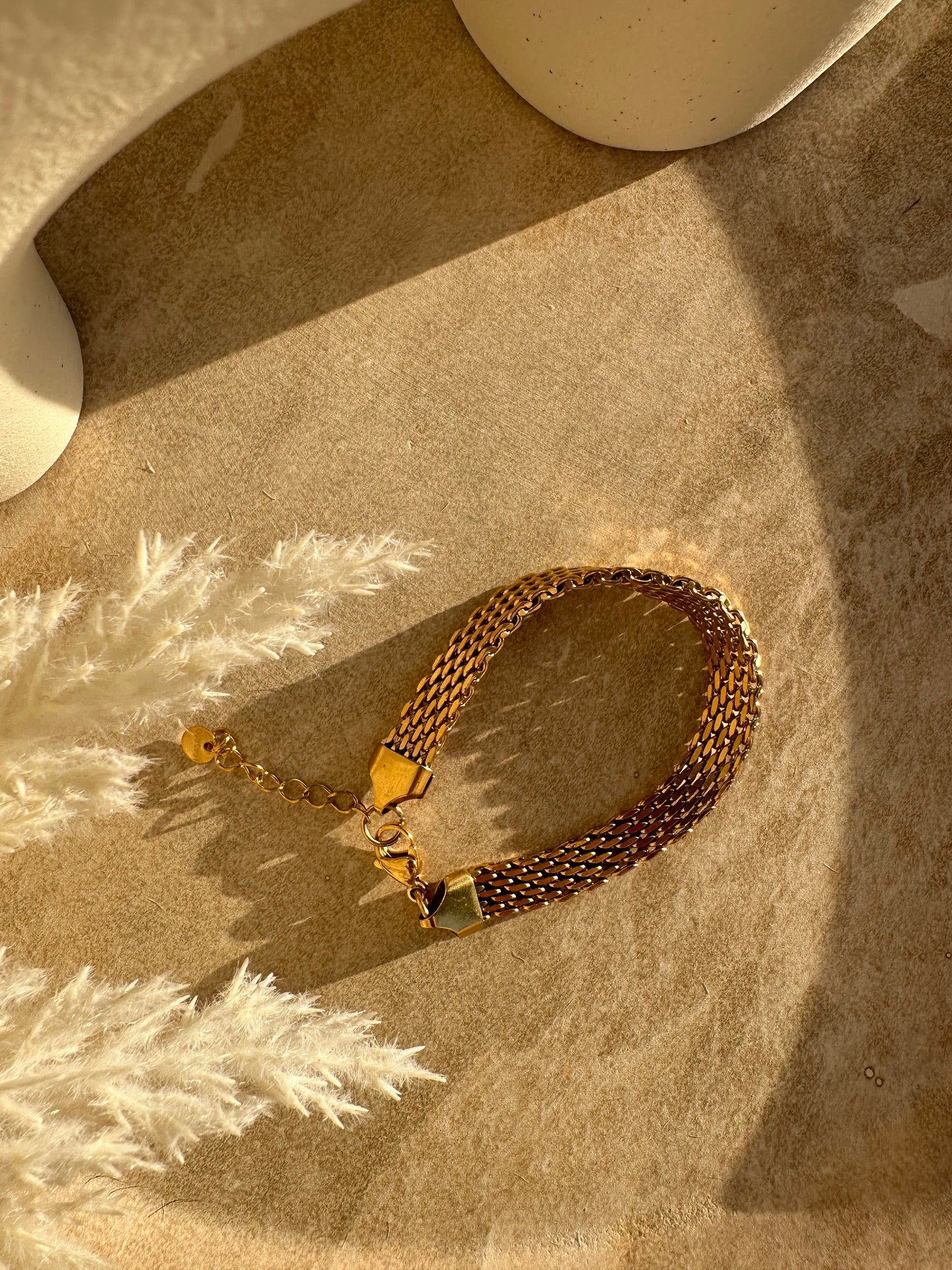 Ataahua Gold Braided Mesh Bracelet - Tahana Jewellery