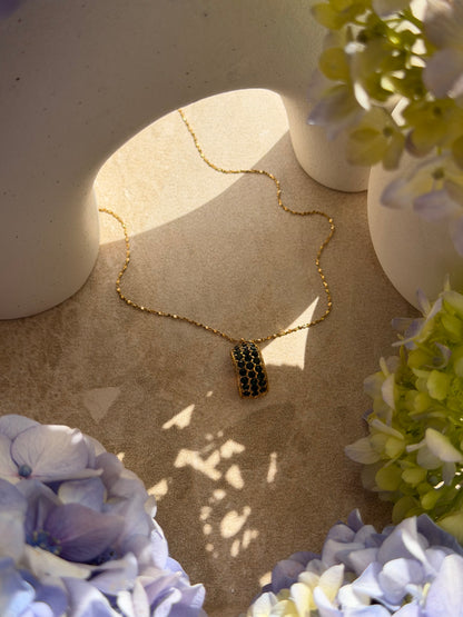 Tupu Kākāriki Gold Necklace