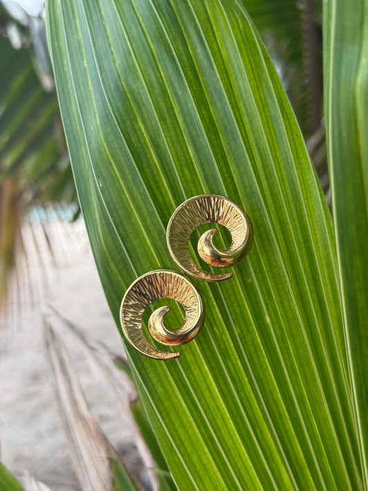 Matau Kōura Gold Earrings