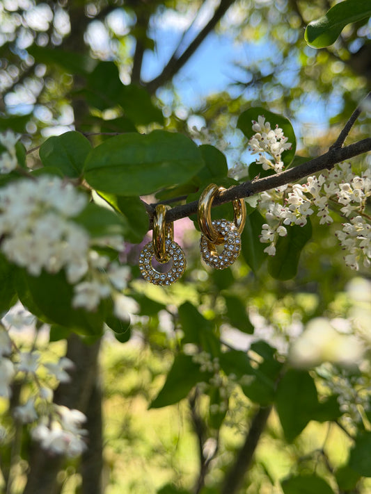 Mārama Aio Gold Earrings